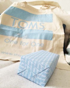 TOMS Paket