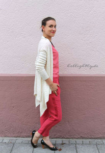Edelziege Strickjacke seitlich