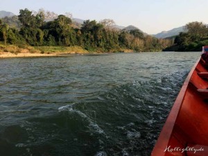 Zen Namkhan Laos - Fahrt zum Dorf