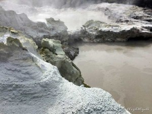 Brodelnde Pools im Hells Gate